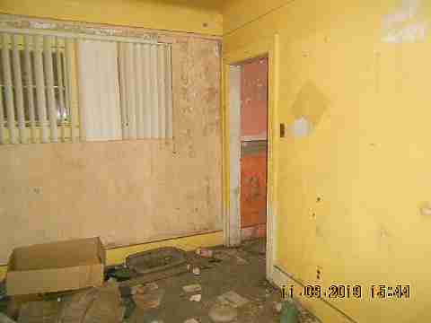 4033 Clairmont (15)_m.jpg